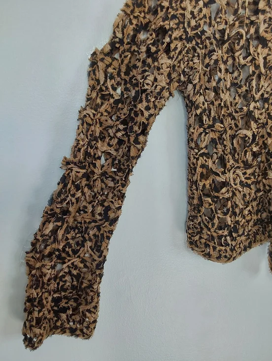 Chico's Boho Chic Silk Animal Print Open Crochet Cropped Tie Front Cardigan - Picture 3 of 6
